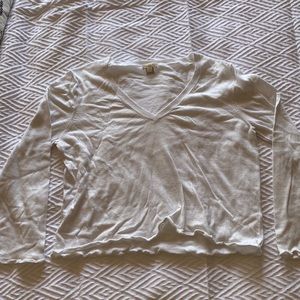 JCrew cropped v-neck long sleeve with lattice hem detail - Size M